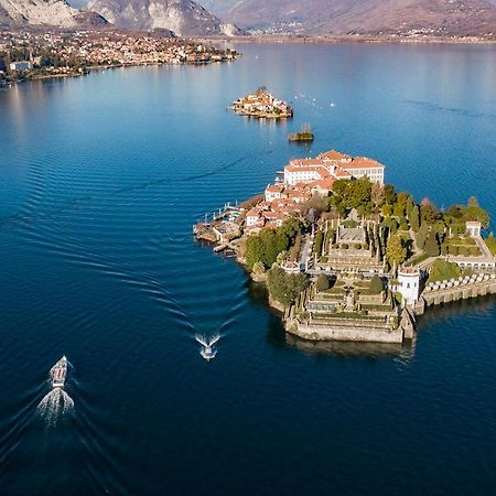 Breathtaking Lake View In The Heart Of Стреза Екстериор снимка
